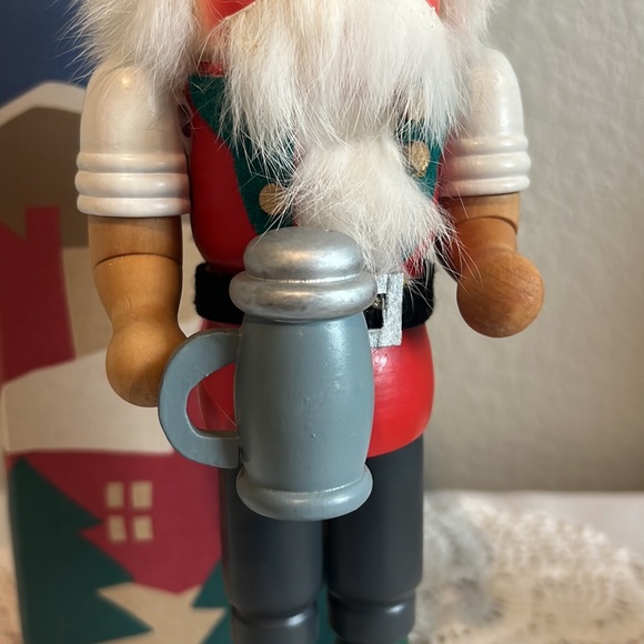 Nutcracker Village Vintage Bavarian Handcrafted Wooden Nutcracker With Box - Picture 6 of 16